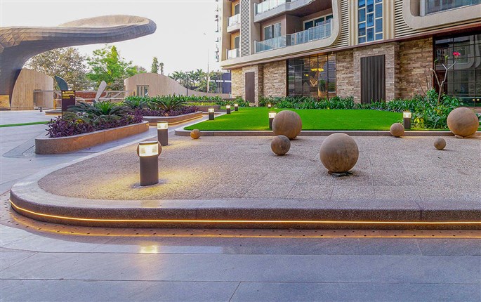 terrazzo landscape feature at rajhans royalton surat