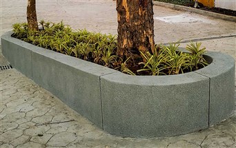 flower bed border with grit plaster finish